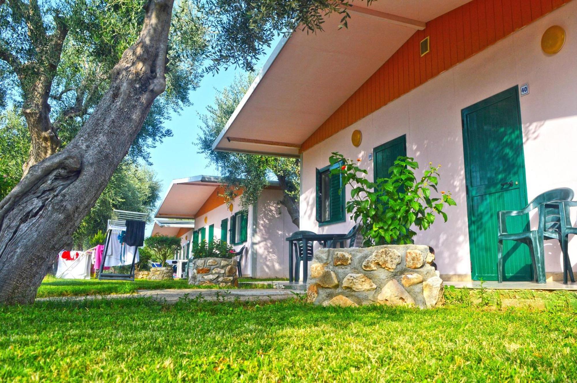 Villaggio Uliveto Роди-Гарганико Экстерьер фото